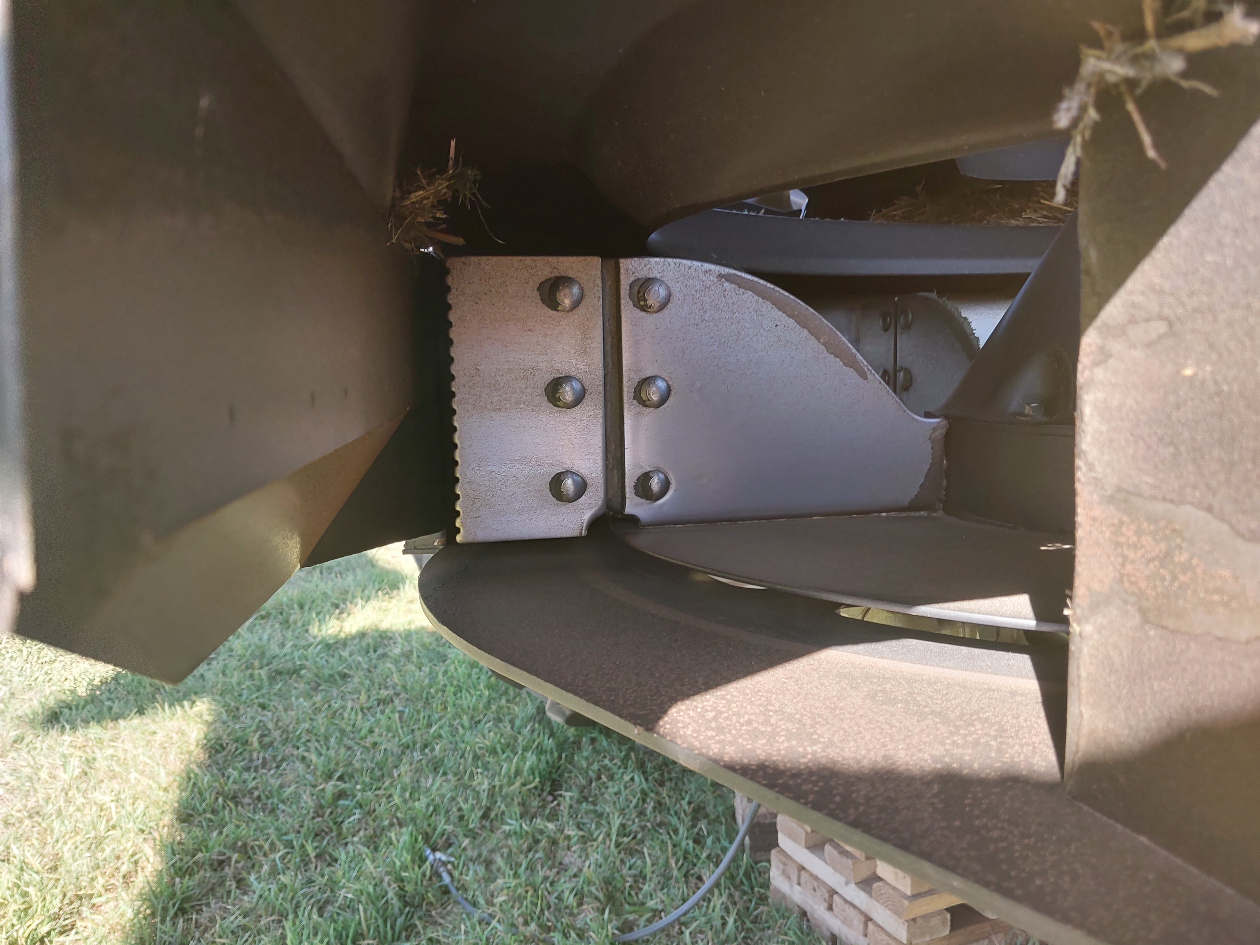 2021 New Holland CR8.90 Combine