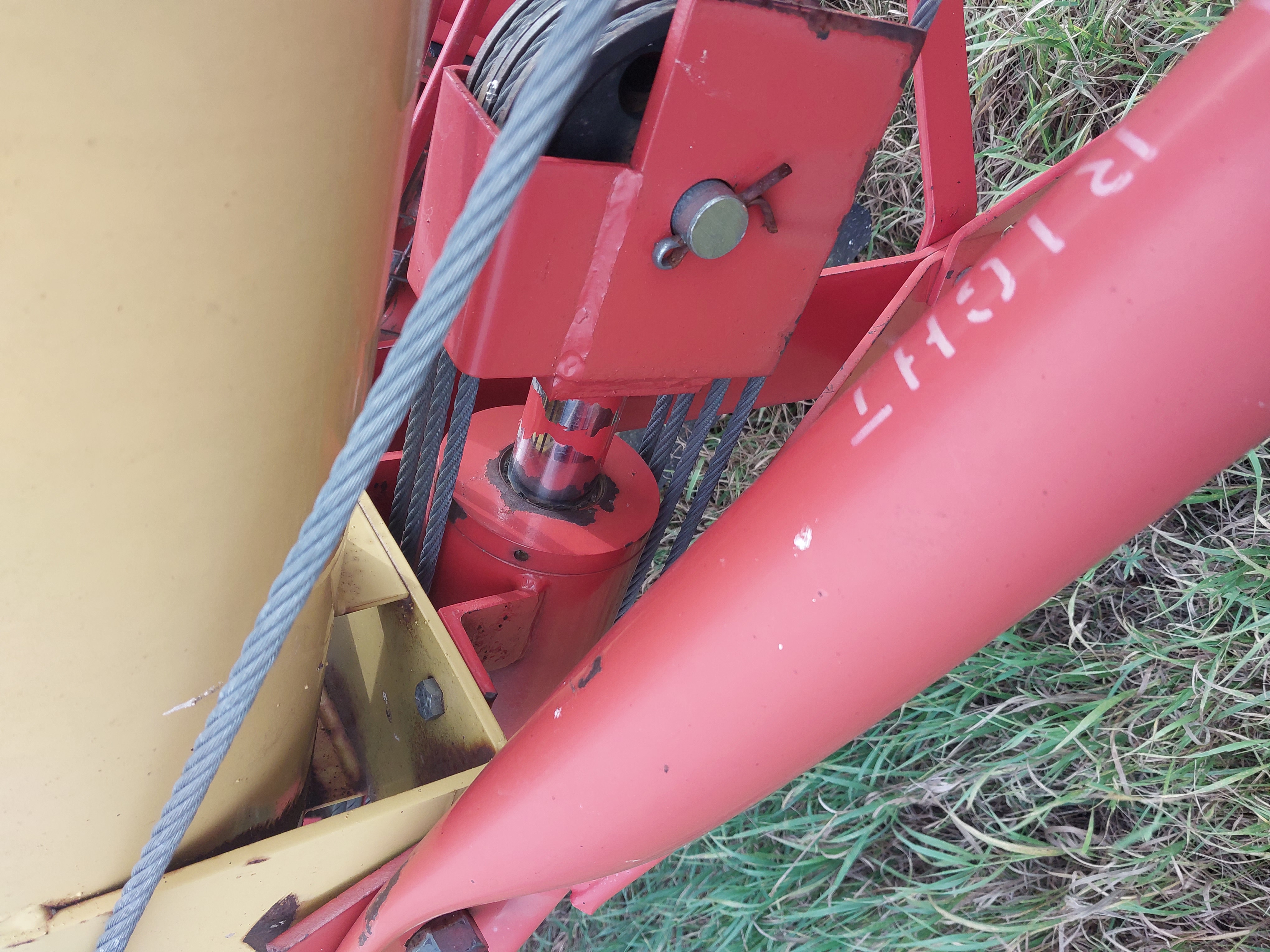 2004 Westfield MK 10-71 Grain Auger