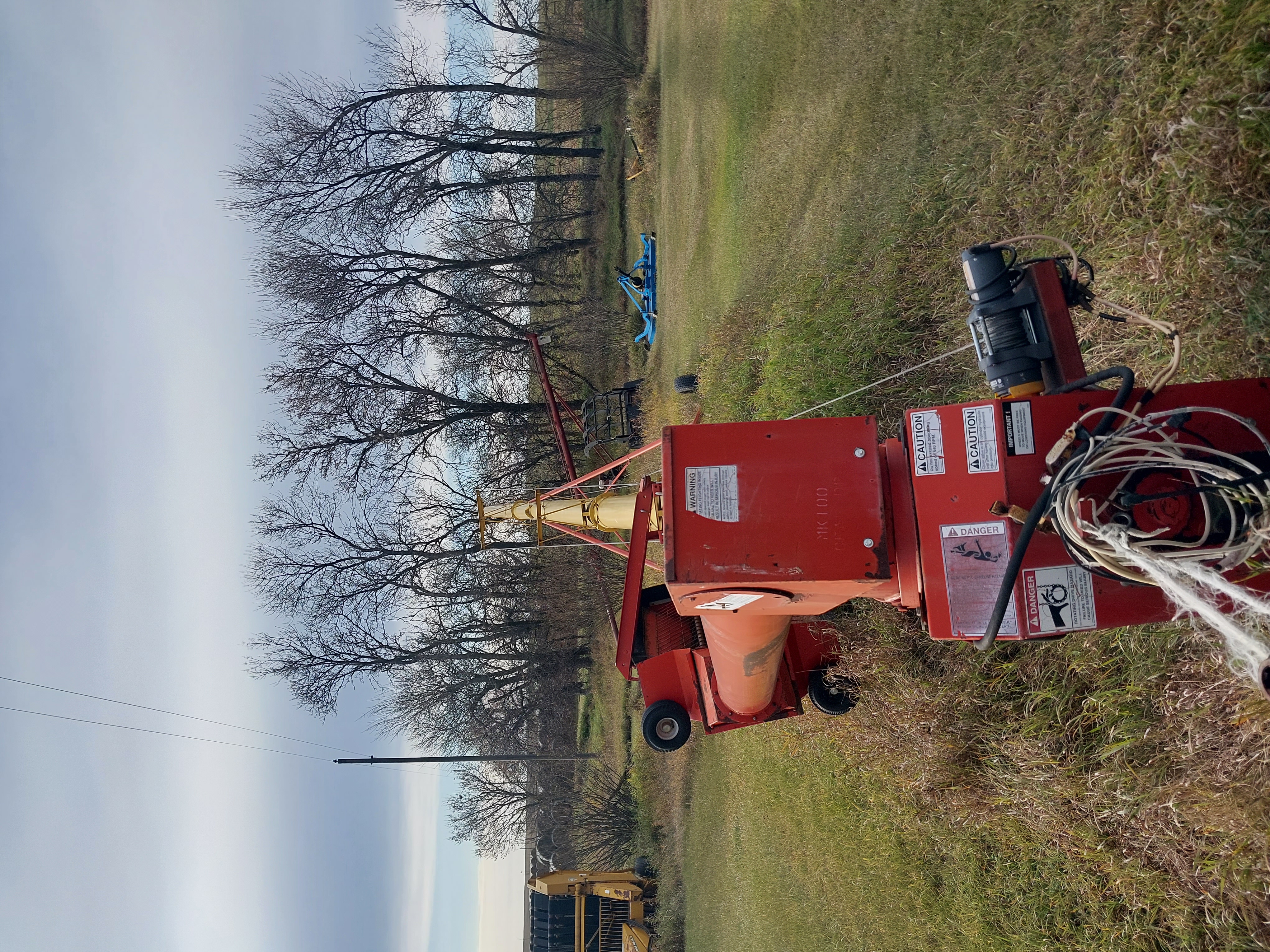 2004 Westfield MK 10-71 Grain Auger