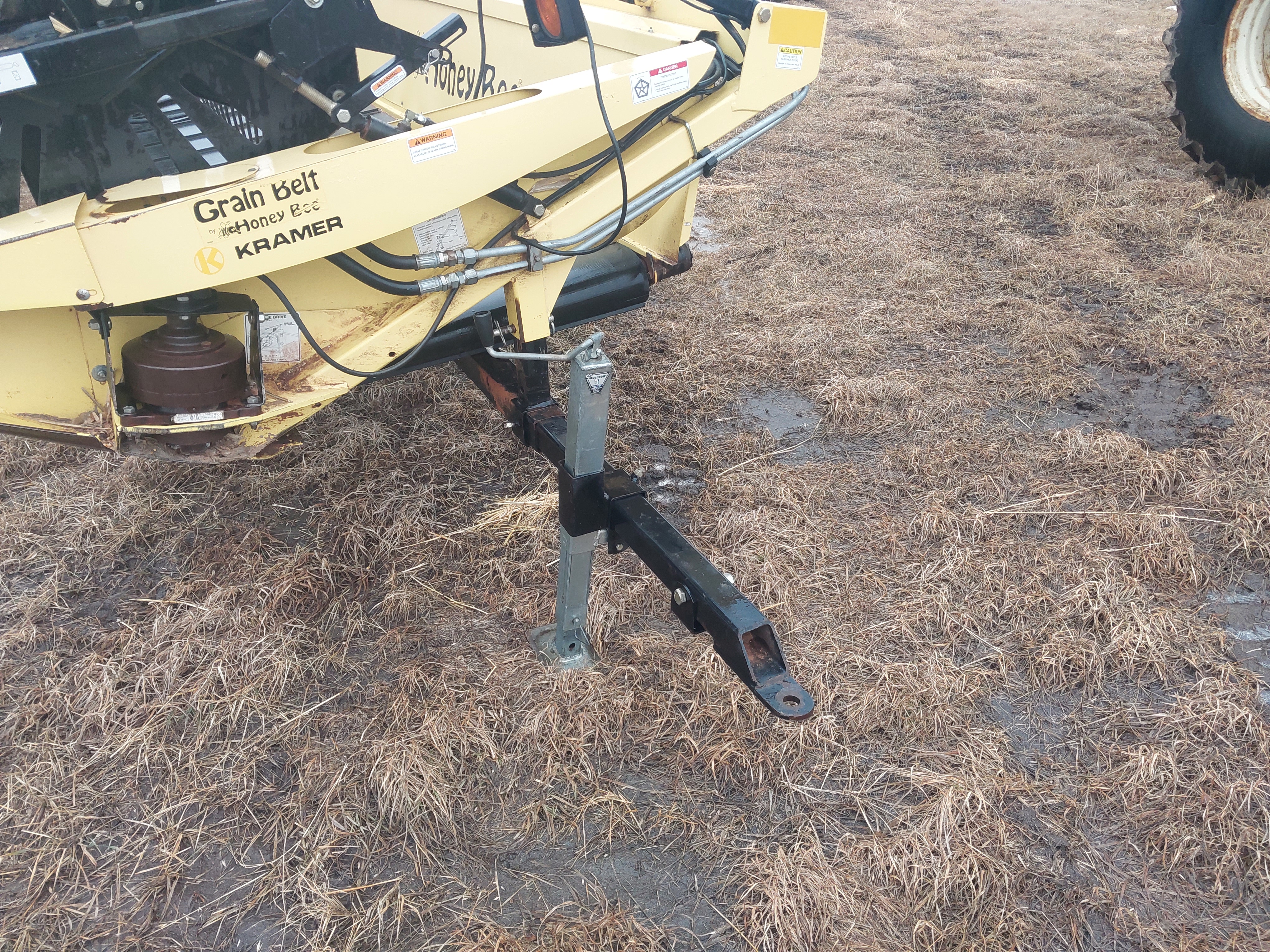 2001 Honey Bee SP36 Header Draper