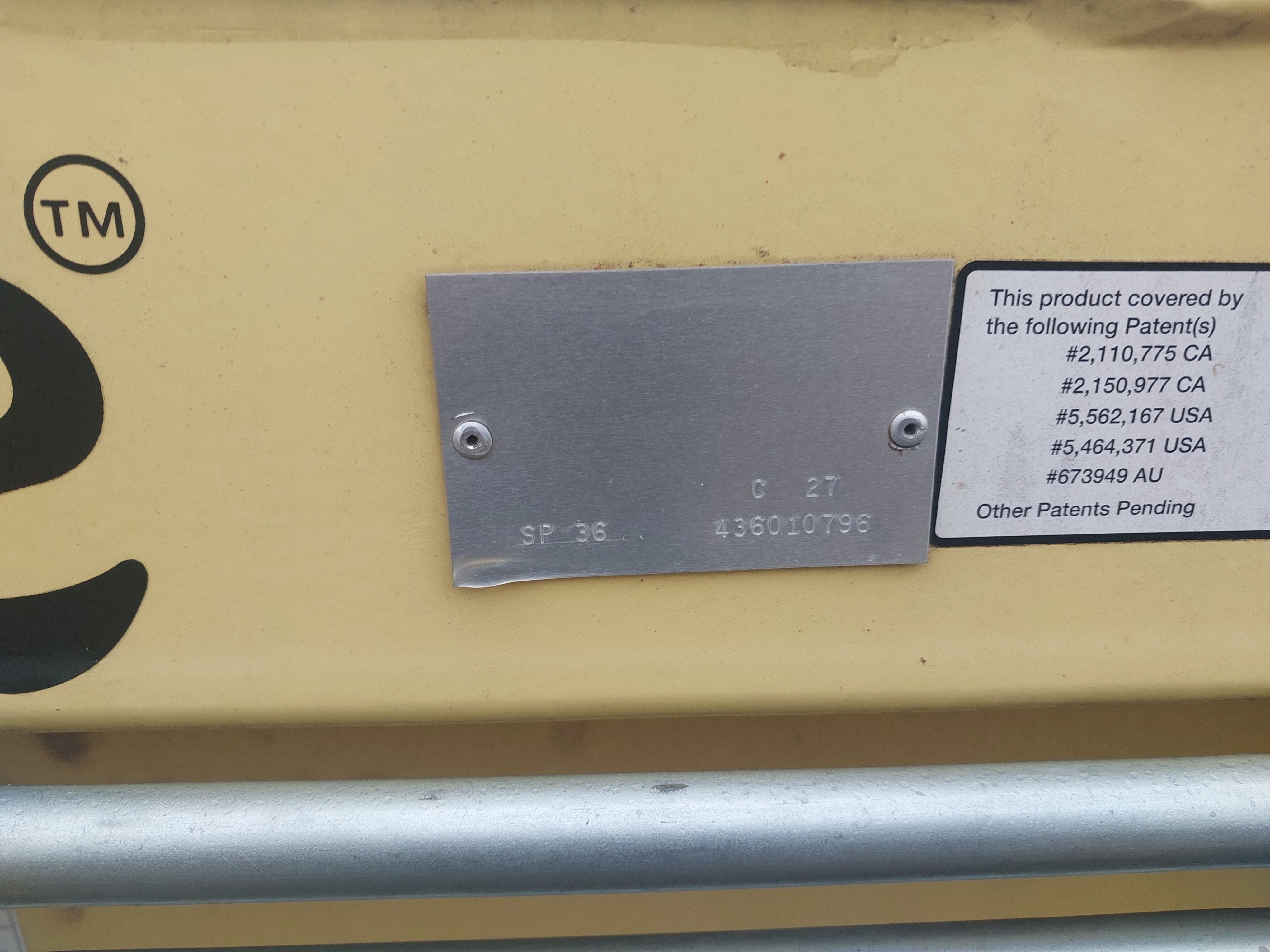 2001 Honey Bee SP36 Header Draper