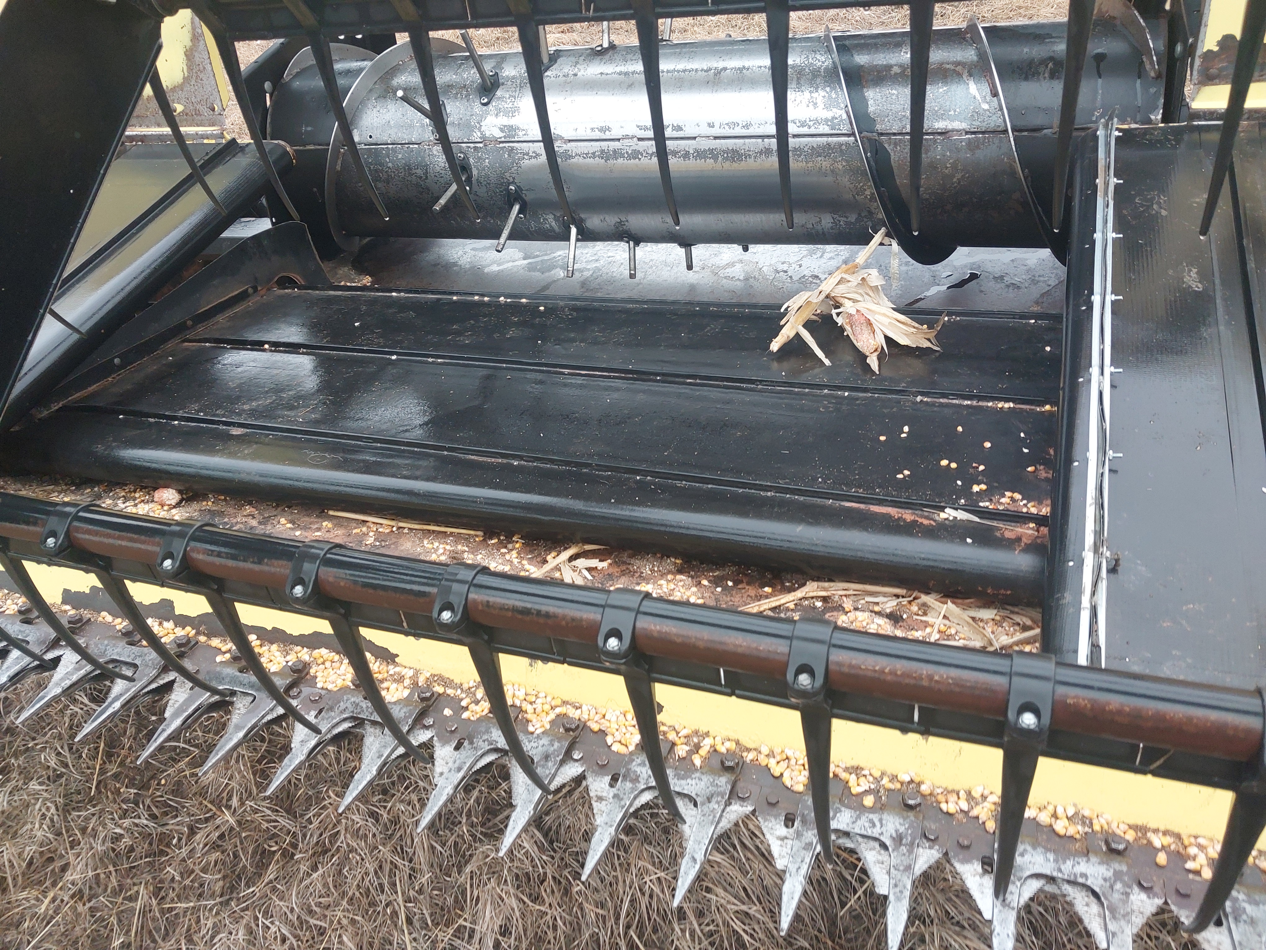 2001 Honey Bee SP36 Header Draper