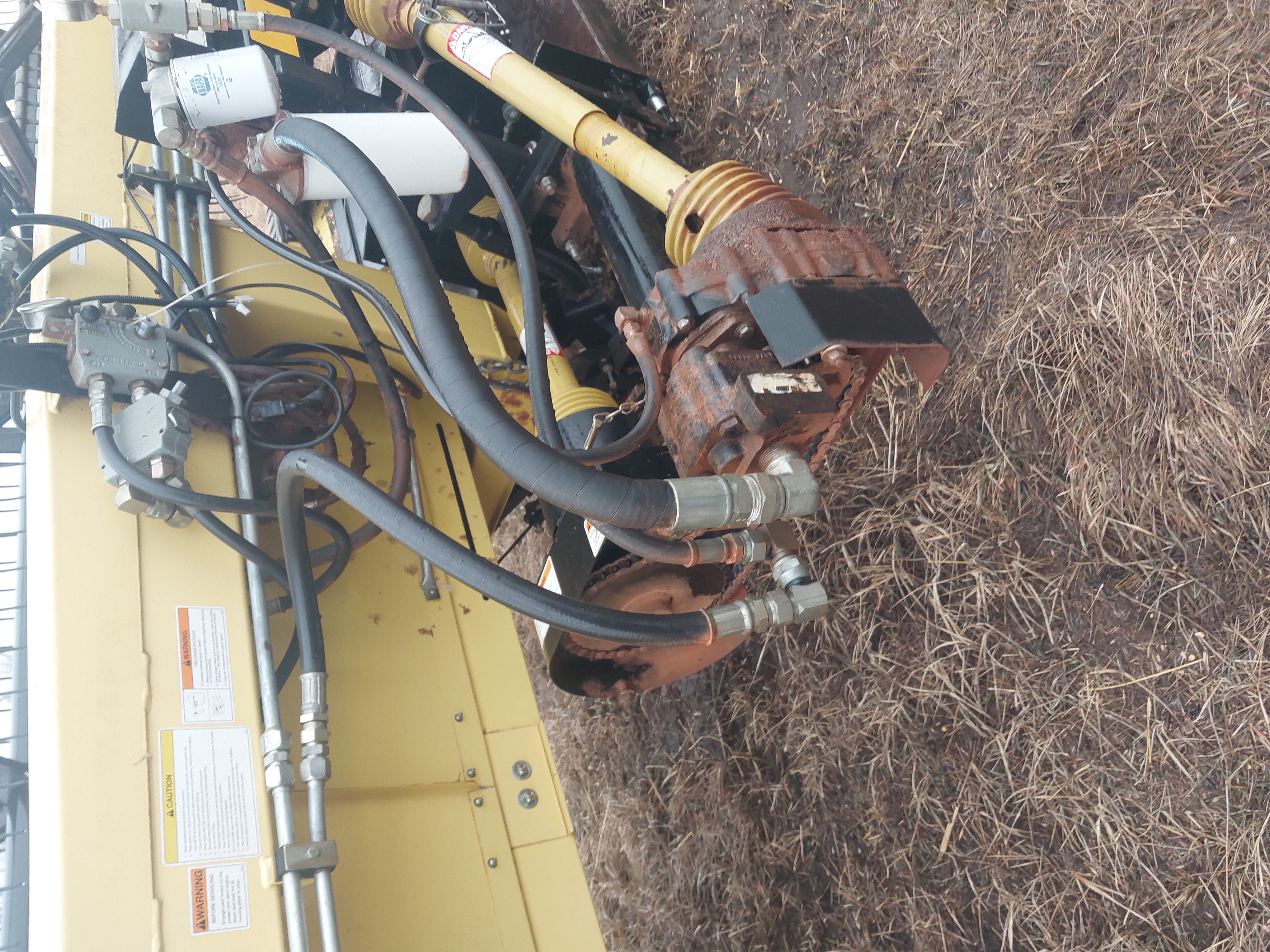 2001 Honey Bee SP36 Header Draper