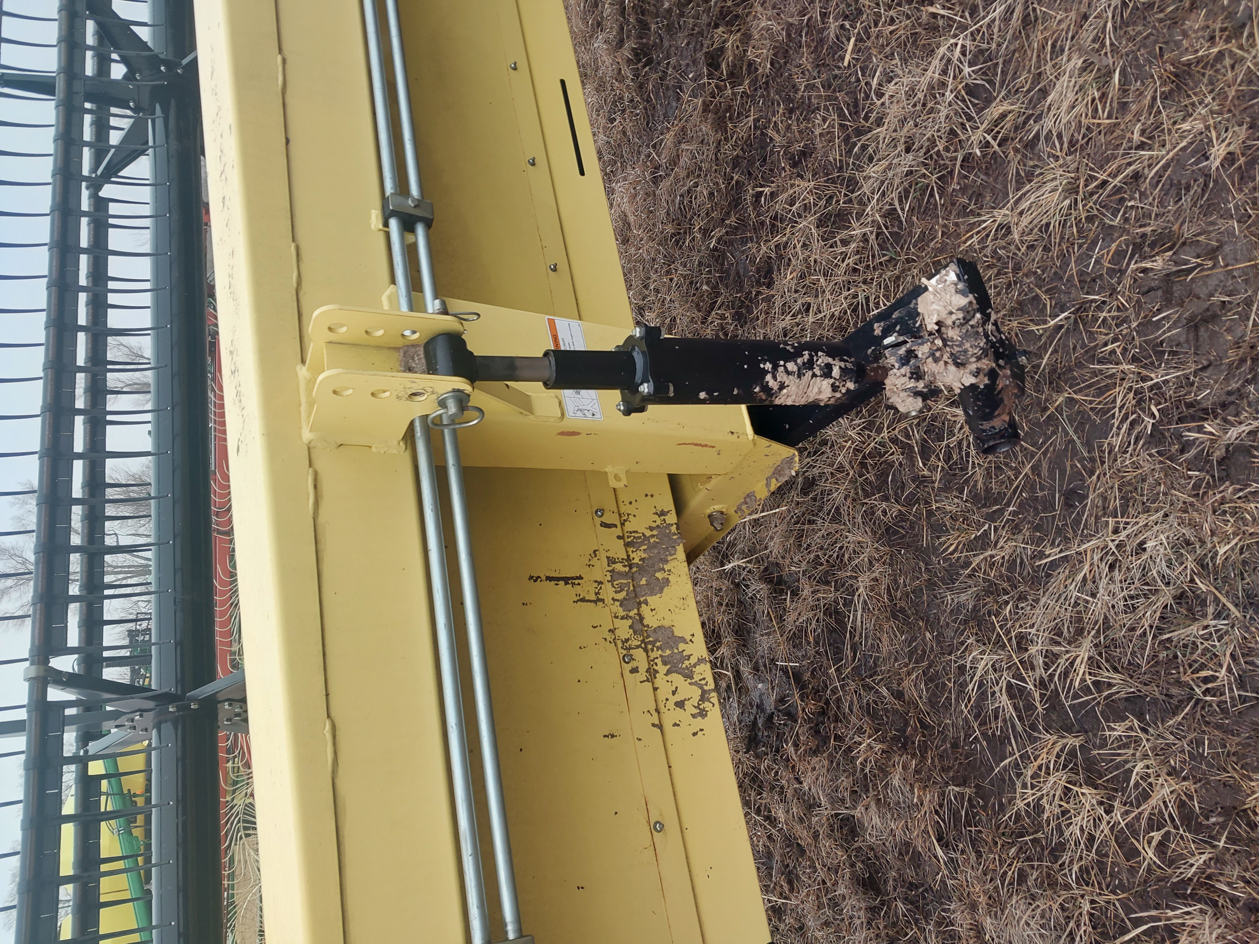 2001 Honey Bee SP36 Header Draper