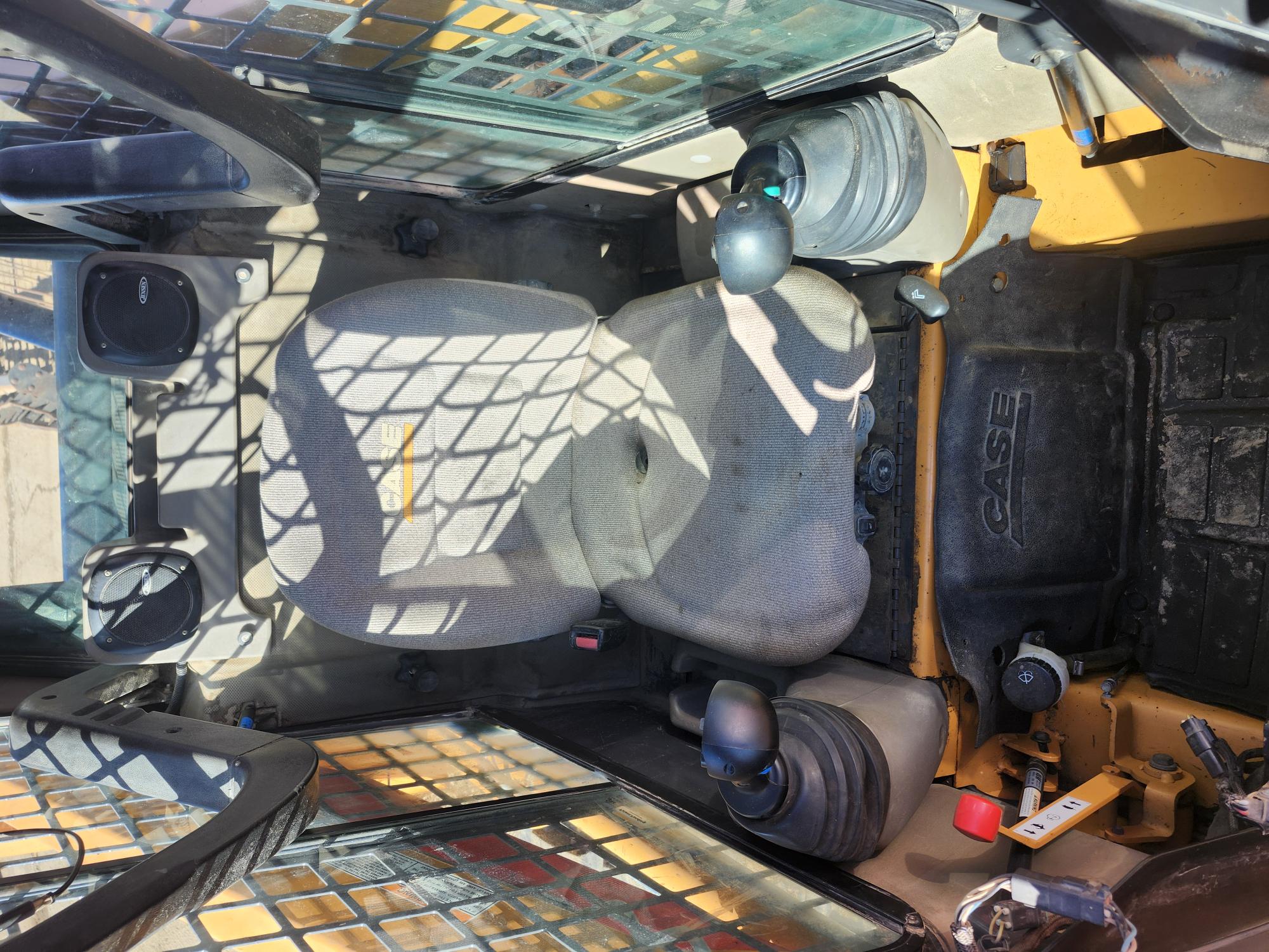 2010 Case 420CT S3 Skid Steer Loader