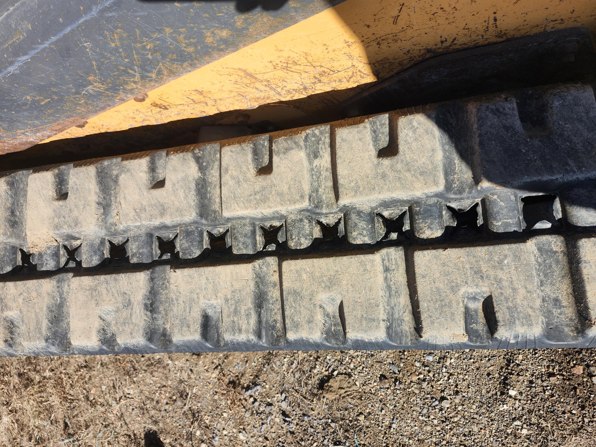 2010 Case 420CT S3 Skid Steer Loader