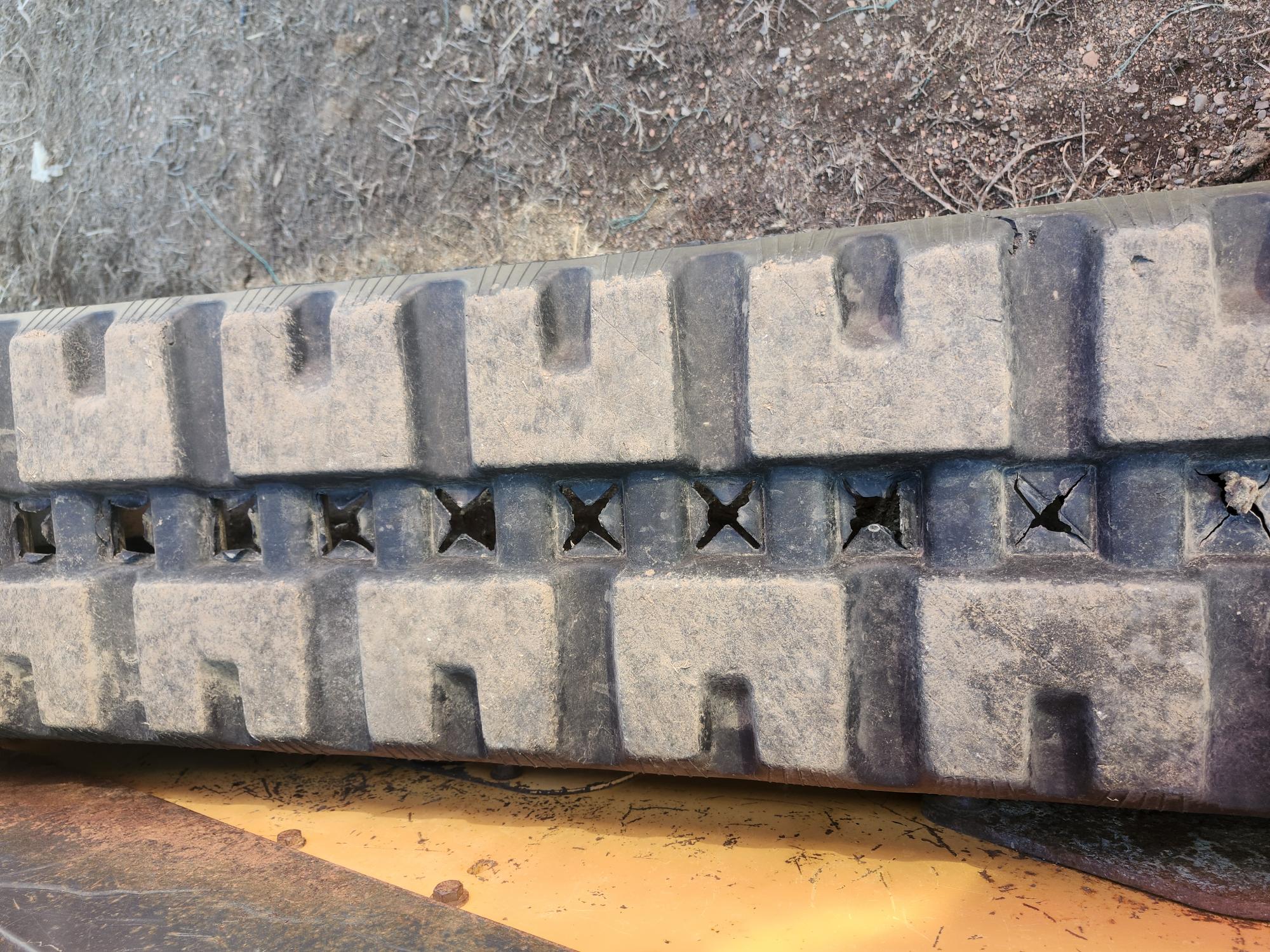 2010 Case 420CT S3 Skid Steer Loader