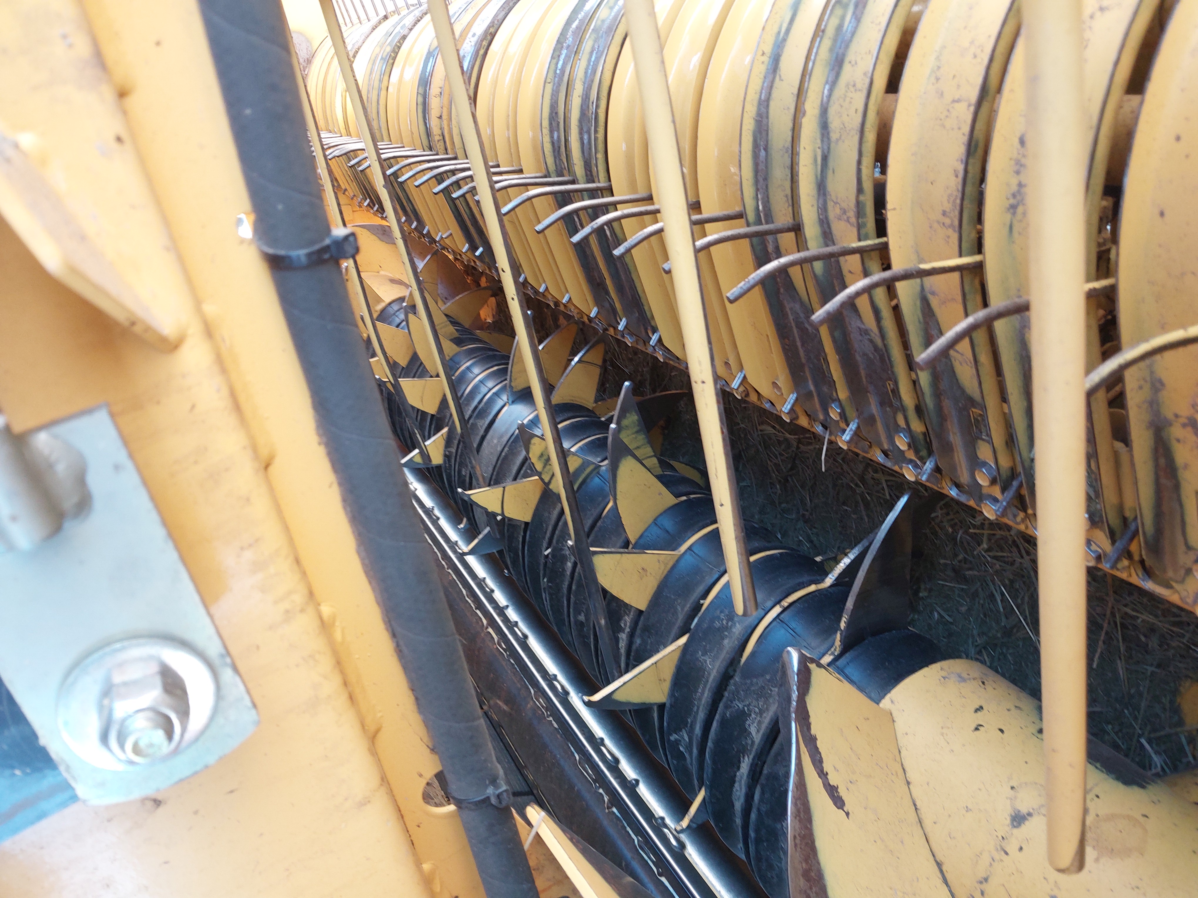 2022 New Holland Rollbelt 560 Baler/Round