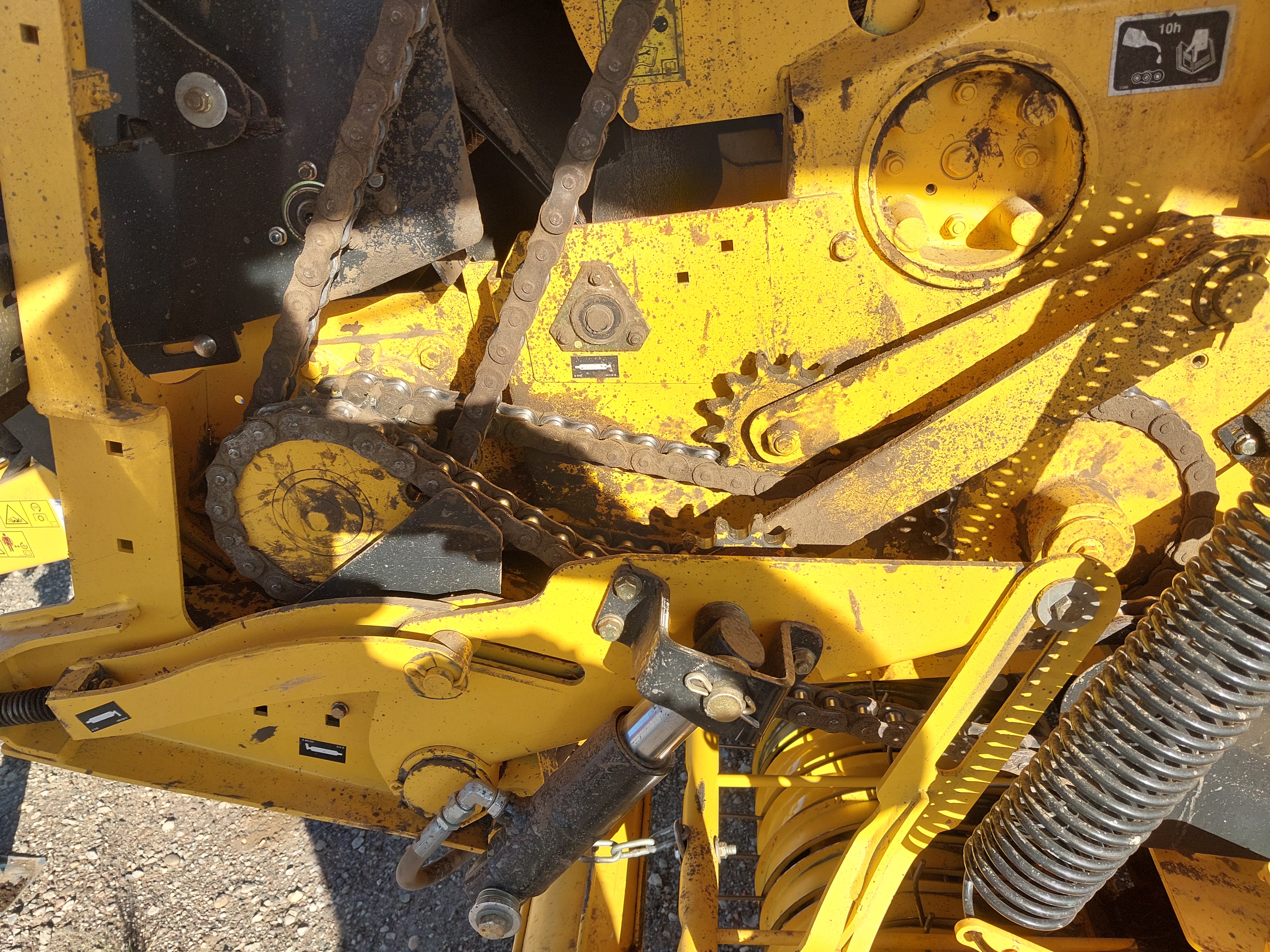 2022 New Holland Rollbelt 560 Baler/Round