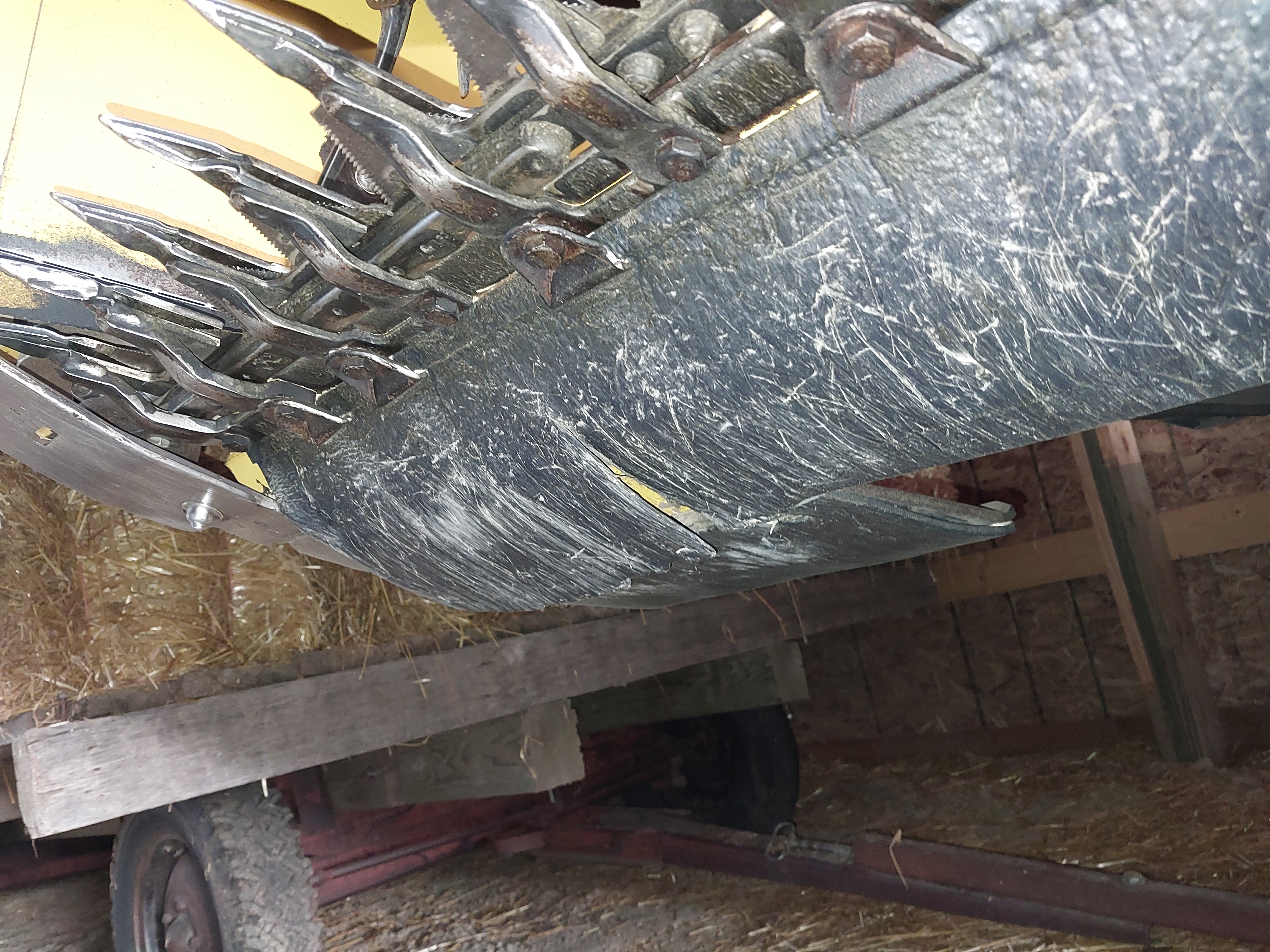 2009 New Holland 94C-40 Header Combine