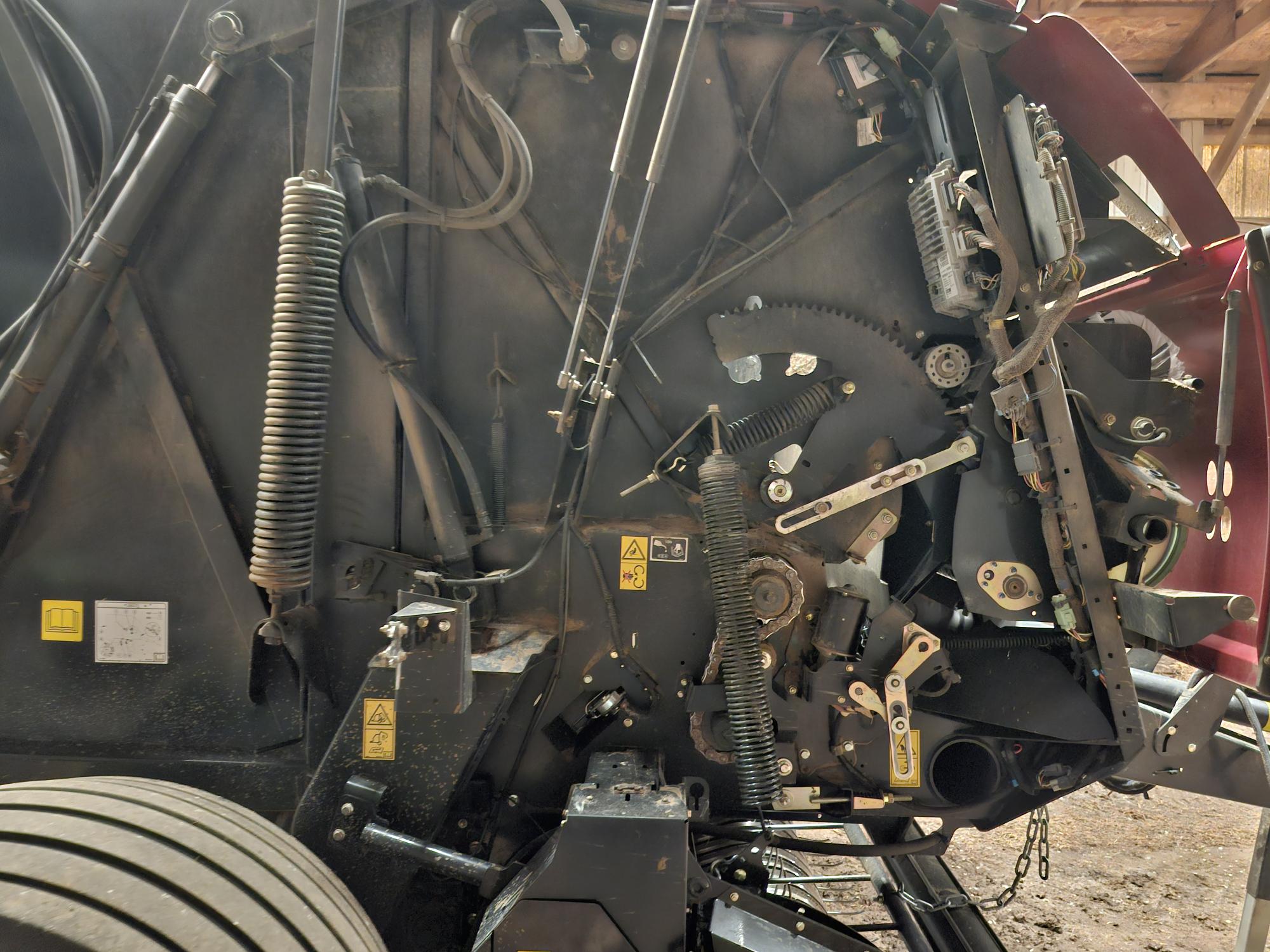 2022 Case IH RB565 Baler/Round