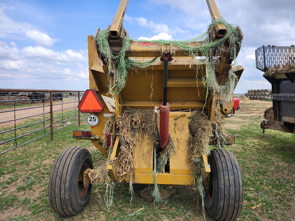 2023 Haybuster 2660 Bale Processor