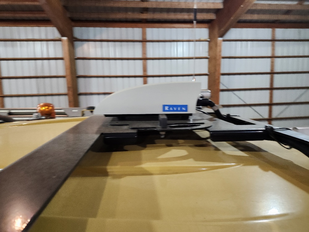 2022 TerraGator 8400C Floater