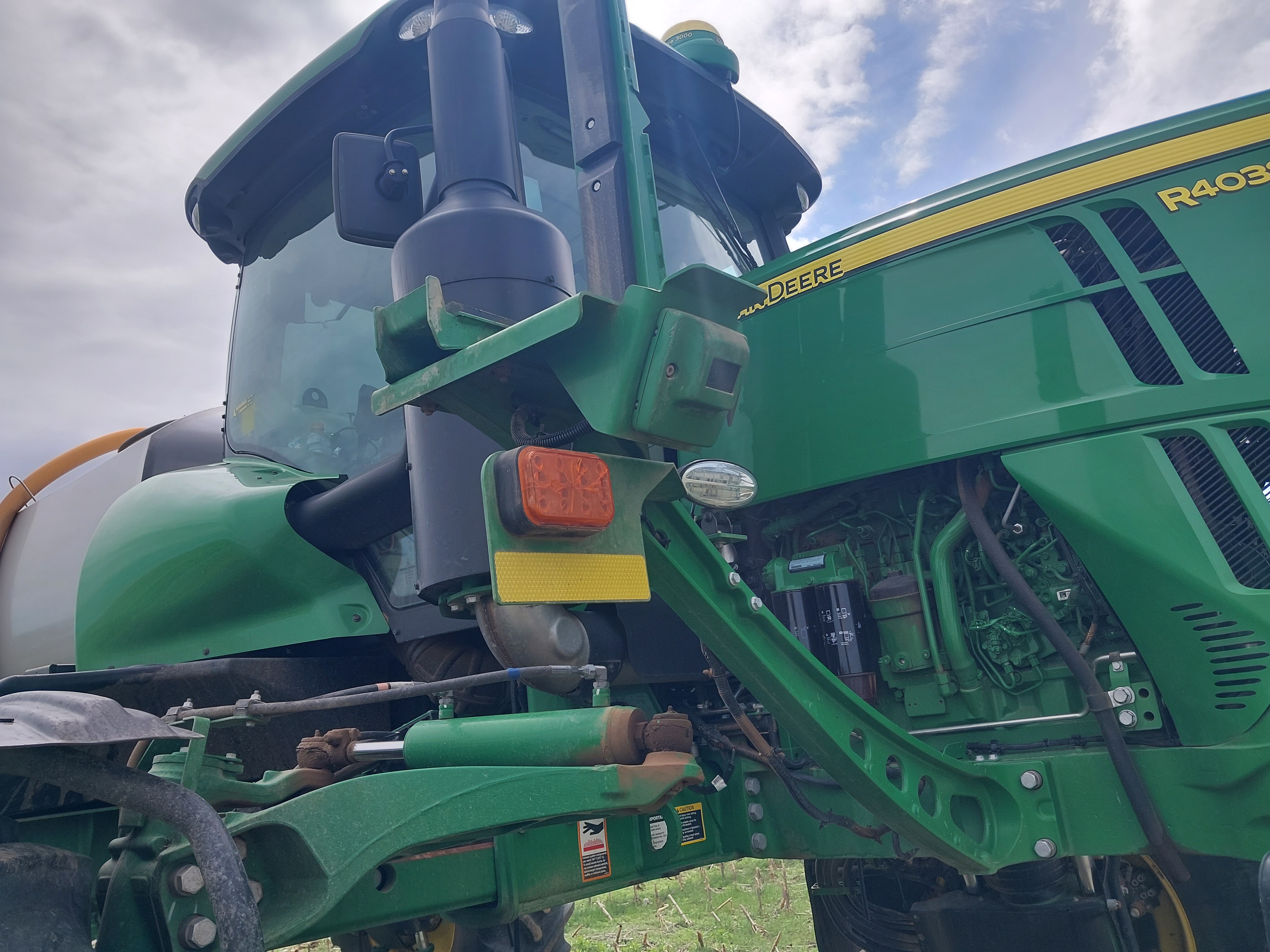 2017 John Deere R4038 Sprayer/High Clearance