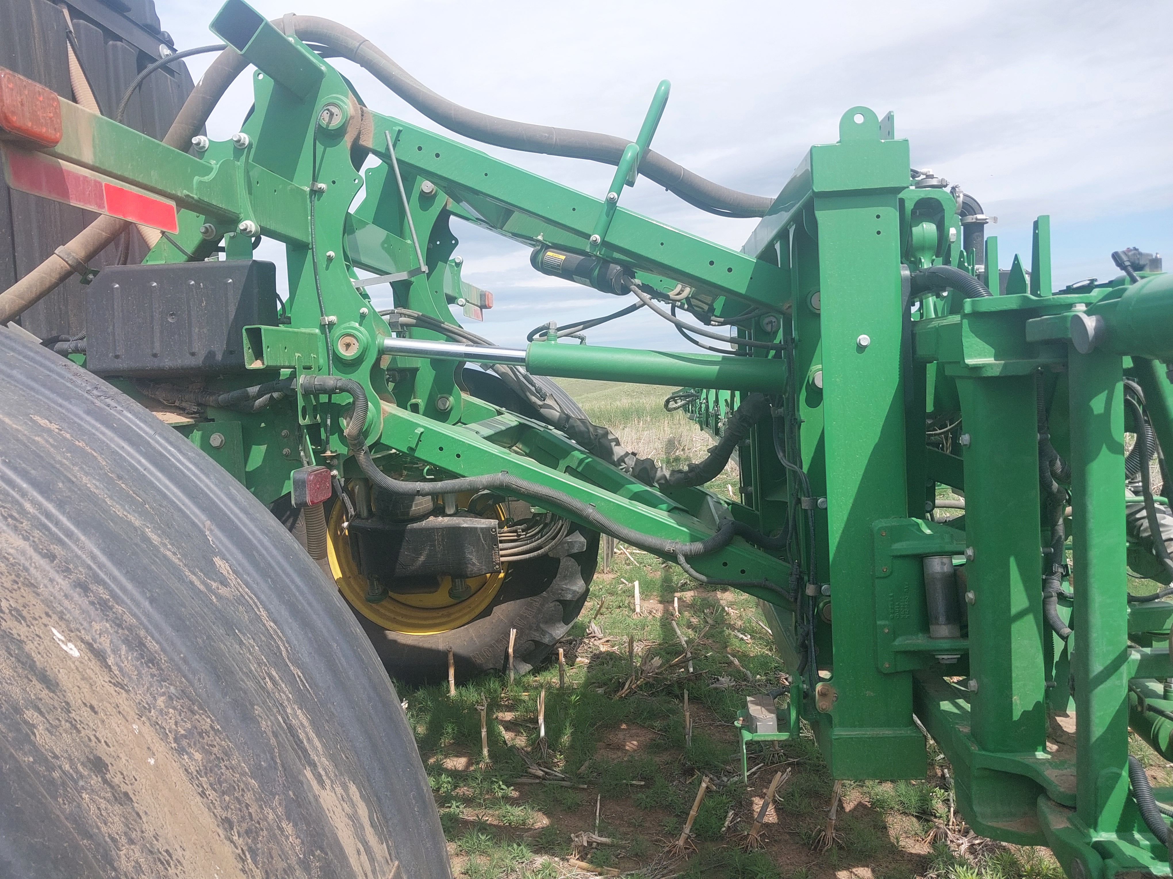 2017 John Deere R4038 Sprayer/High Clearance