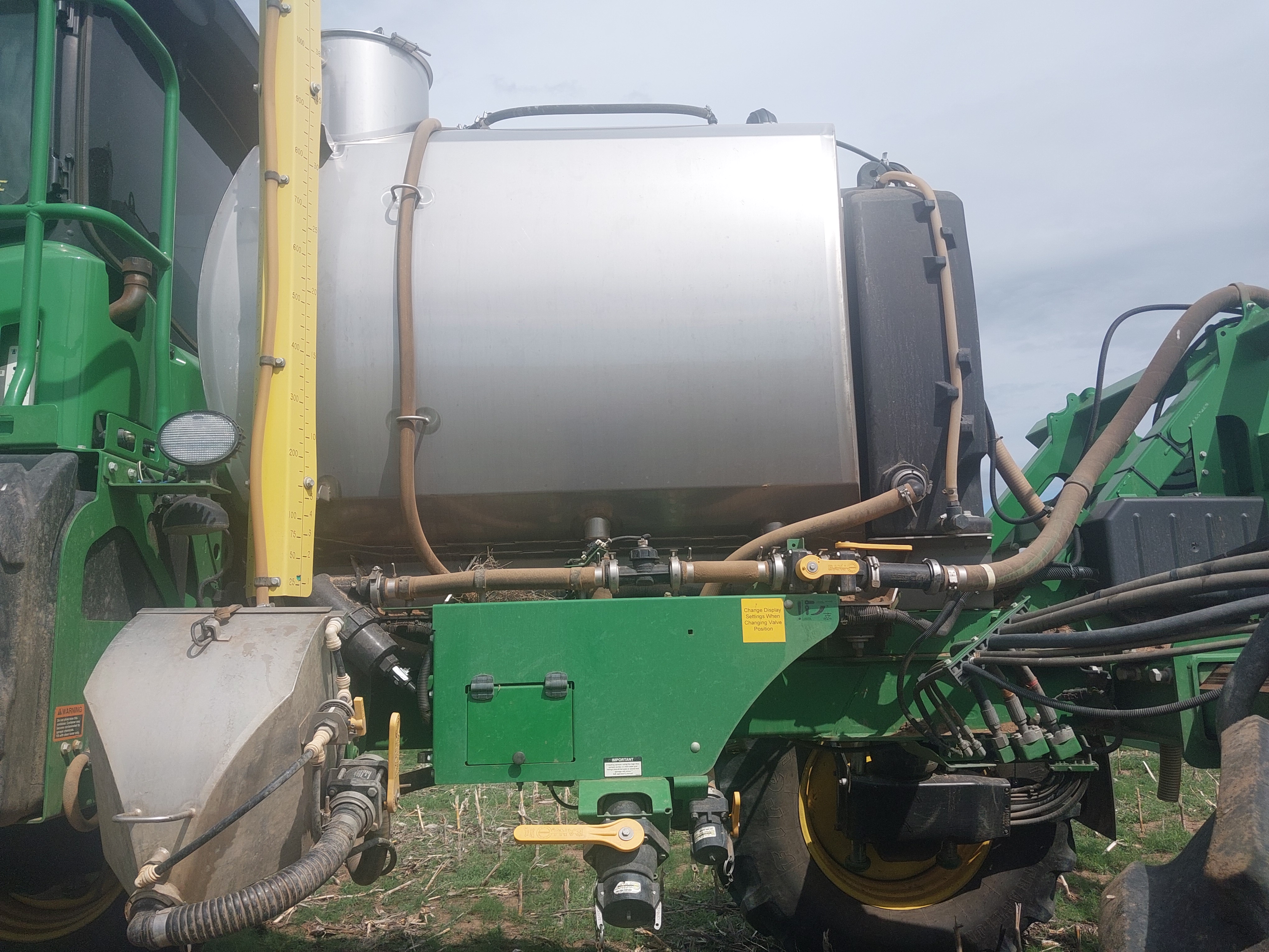 2017 John Deere R4038 Sprayer/High Clearance