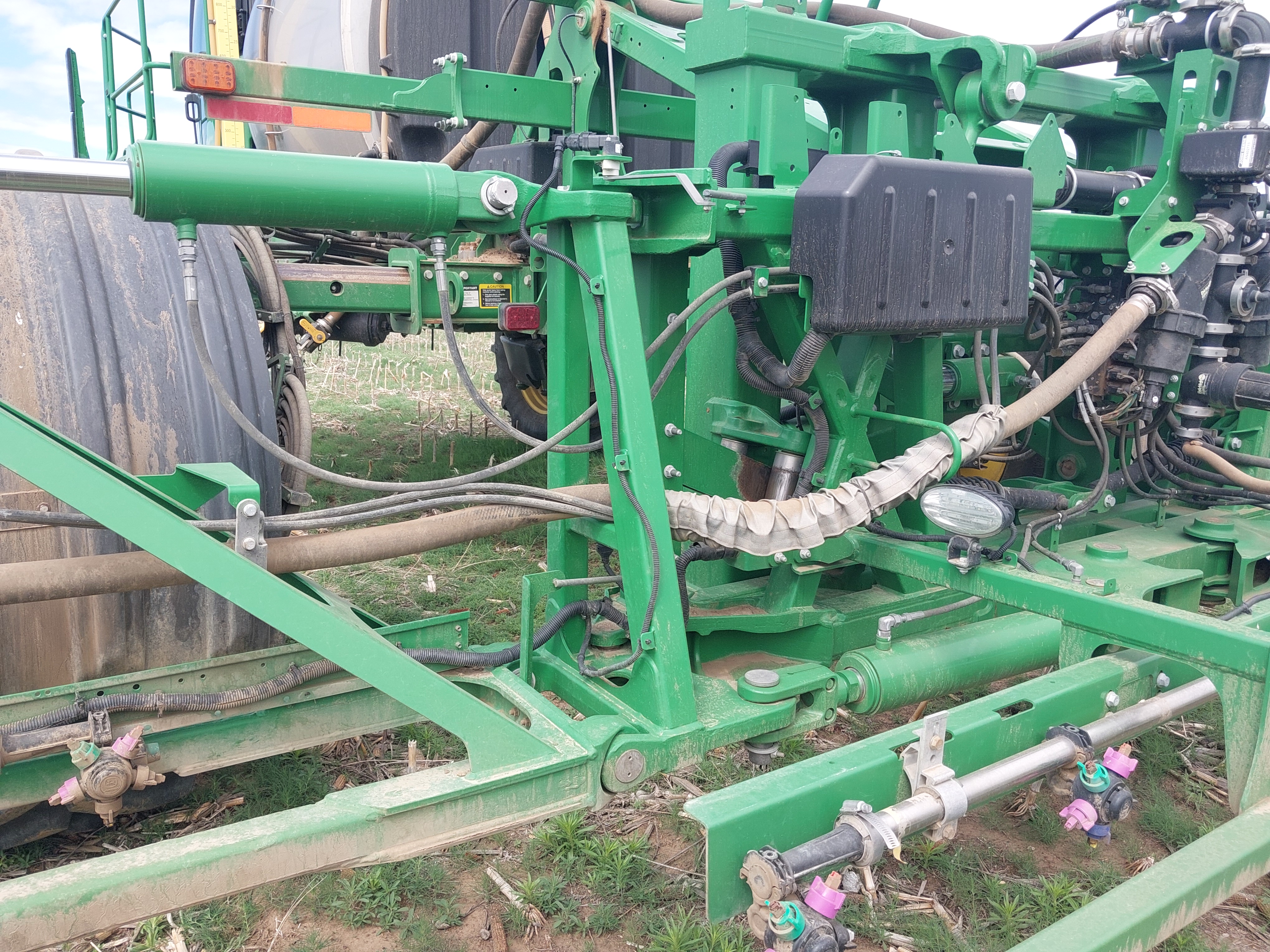 2017 John Deere R4038 Sprayer/High Clearance