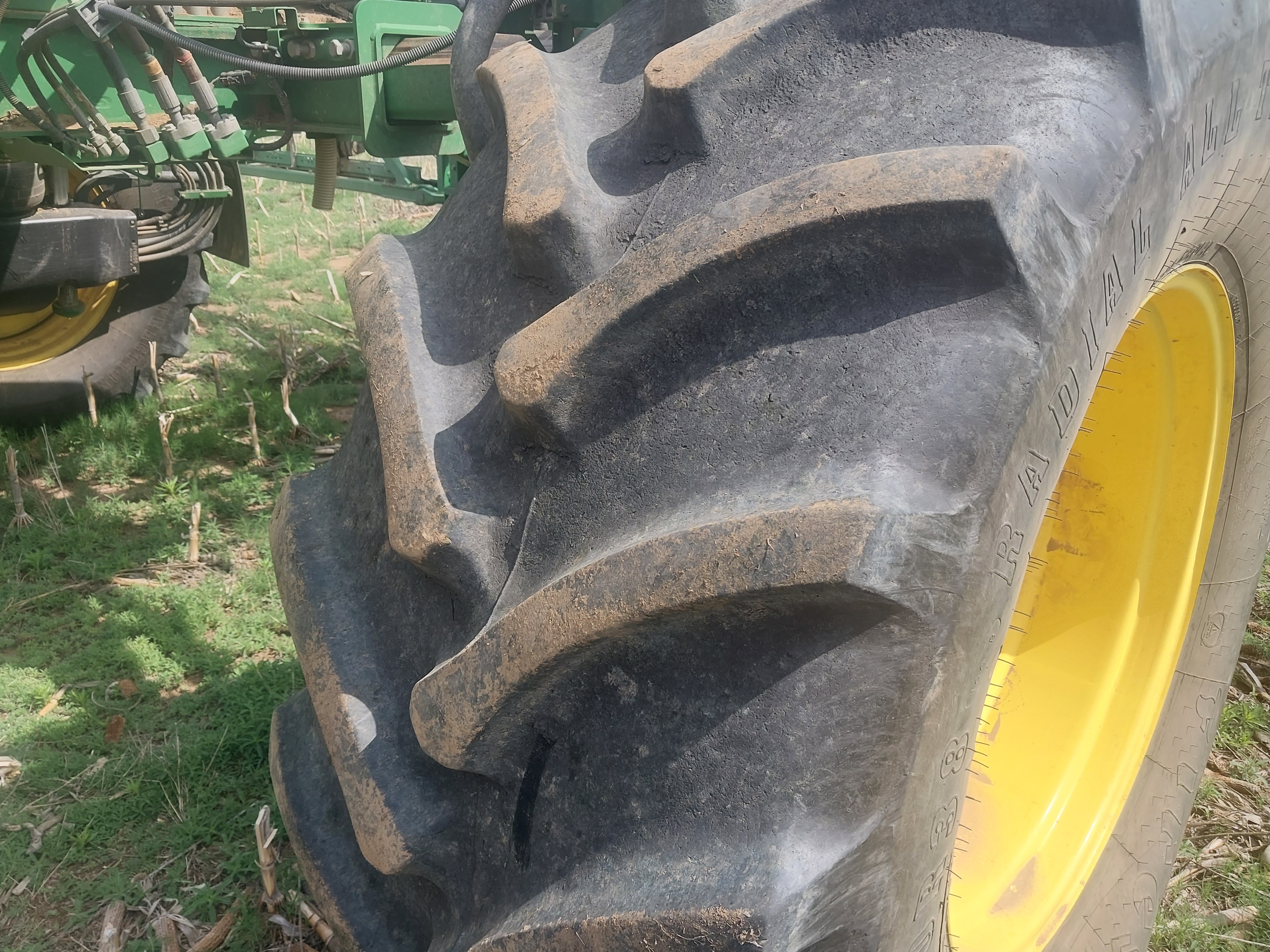 2017 John Deere R4038 Sprayer/High Clearance