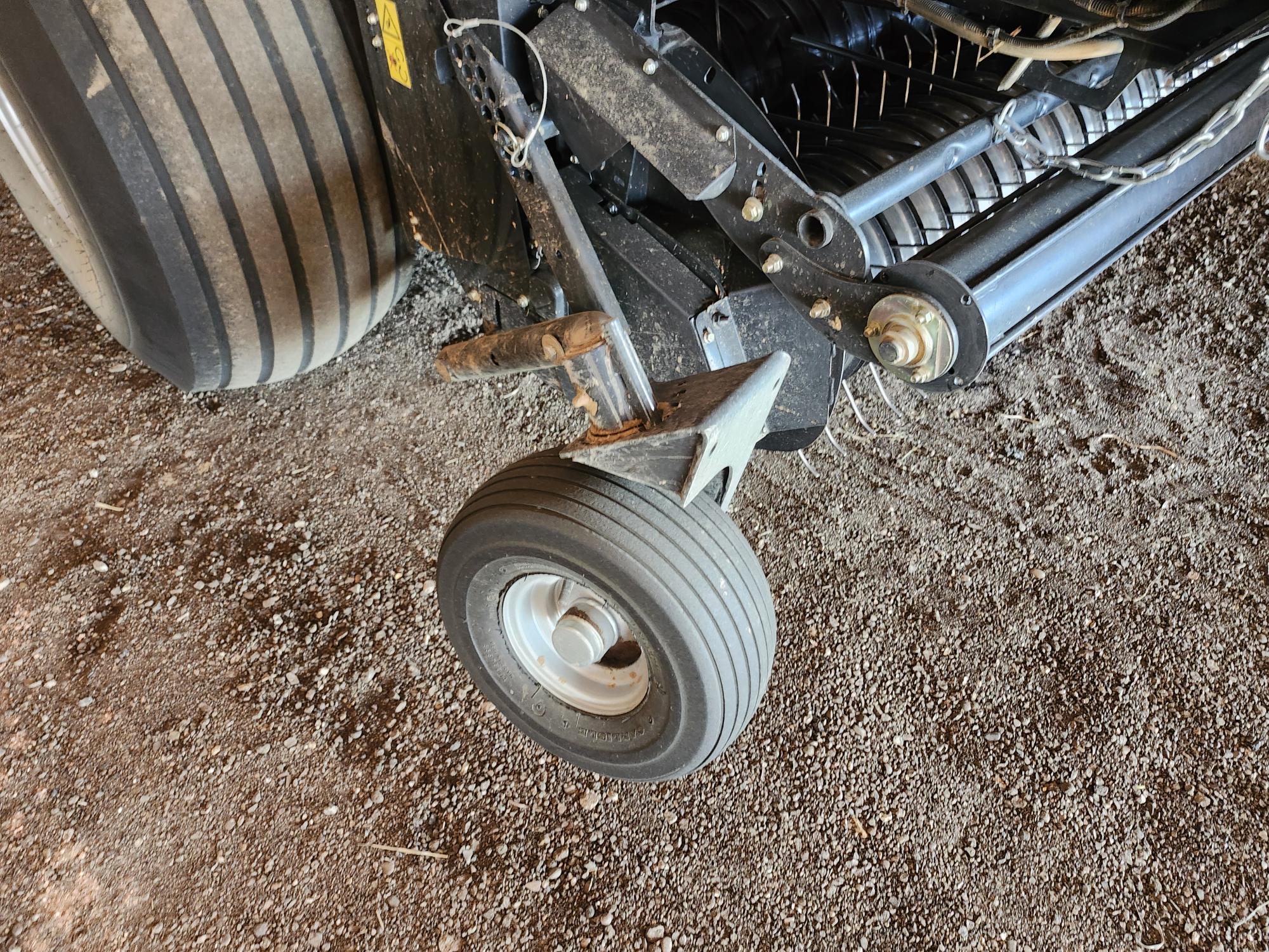 2021 Case IH RB565 Baler/Round