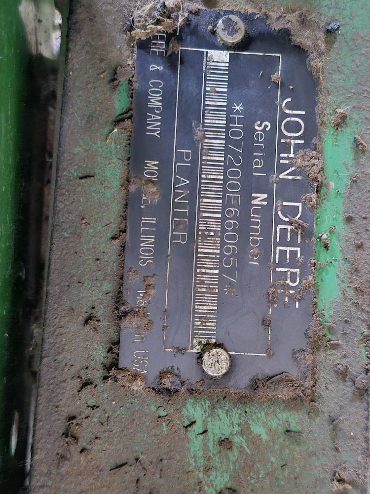 1995 John Deere 7200 Planter