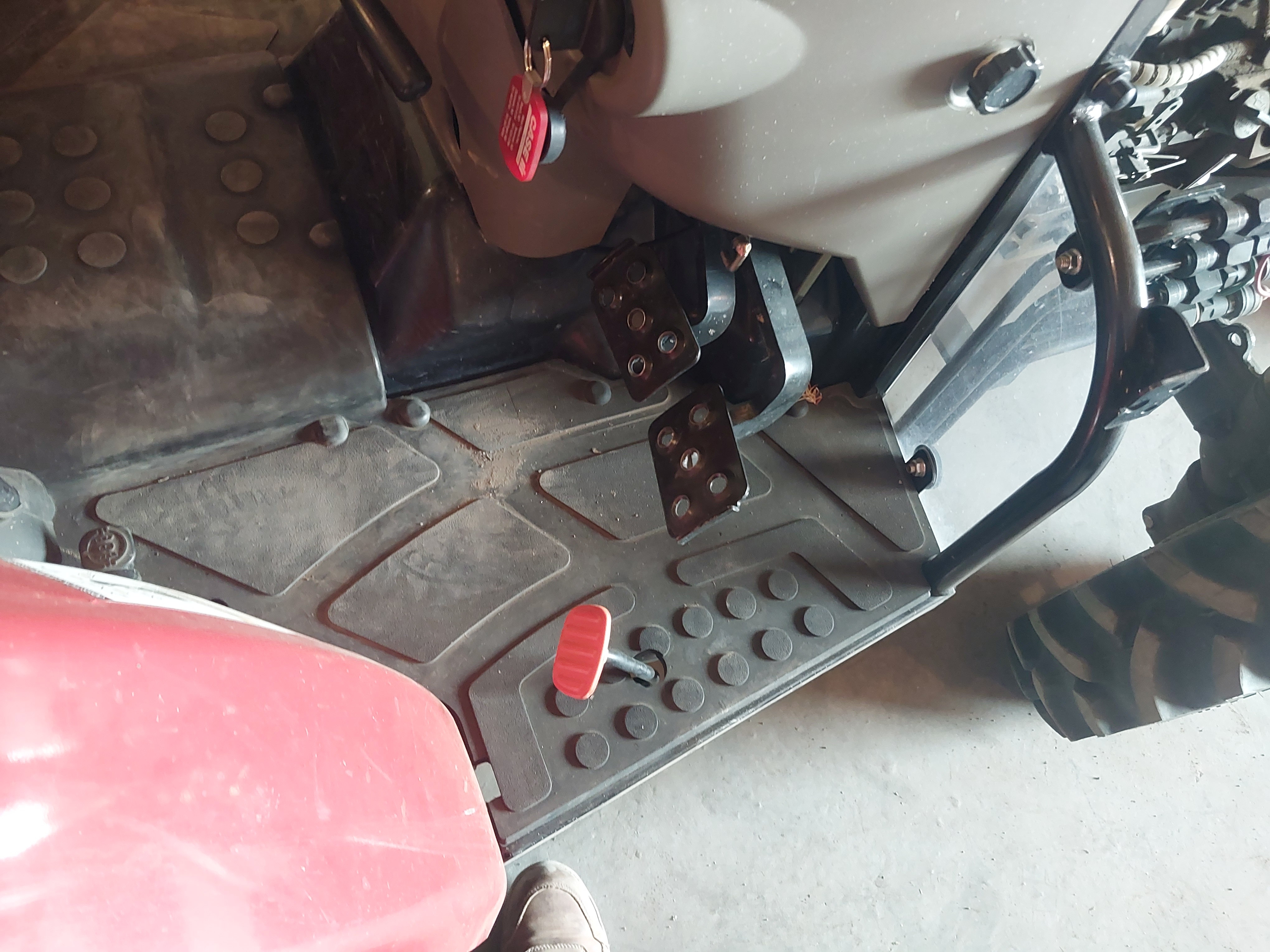 2012 Case IH Farmall 30B Tractor