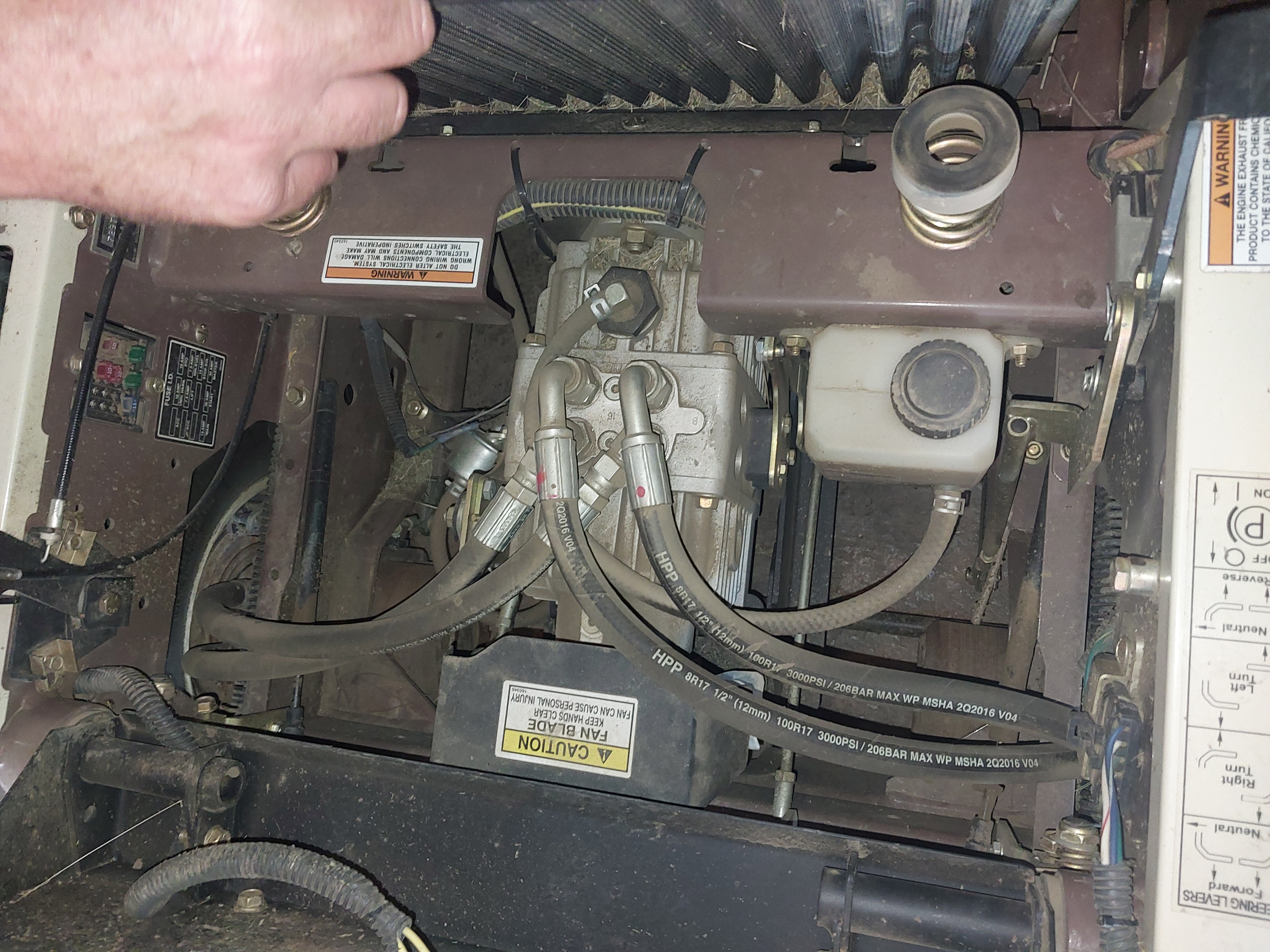 2017 Grasshopper 729T Mower/Front Deck