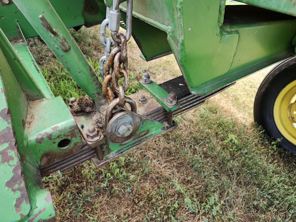 2001 John Deere 936D Header Combine