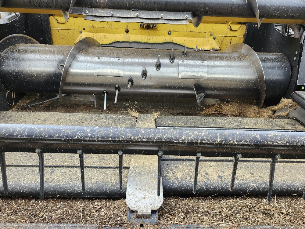 2009 New Holland 88C-36 Header Combine