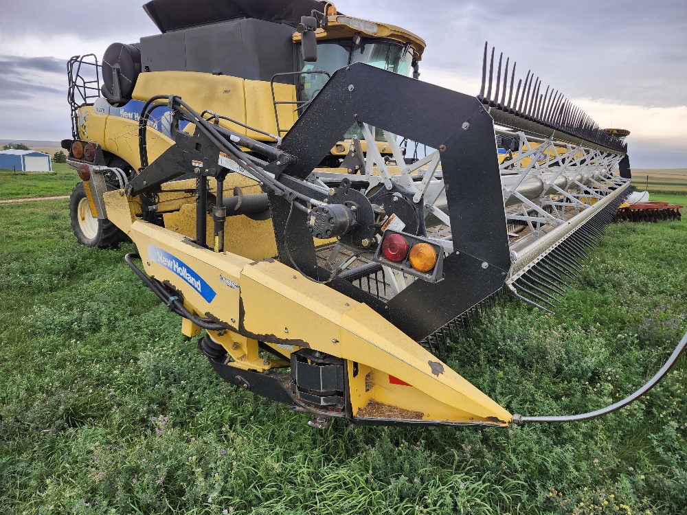 2009 New Holland 88C-36 Header Combine