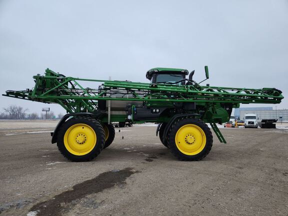 2023 John Deere 410R Sprayer/High Clearance