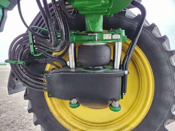 2023 John Deere 410R Sprayer/High Clearance