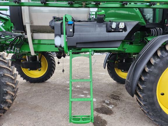 2023 John Deere 410R Sprayer/High Clearance