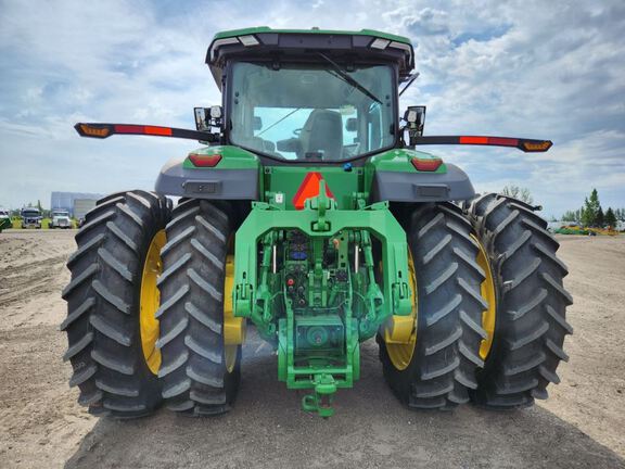 2023 John Deere 8R 340 Tractor