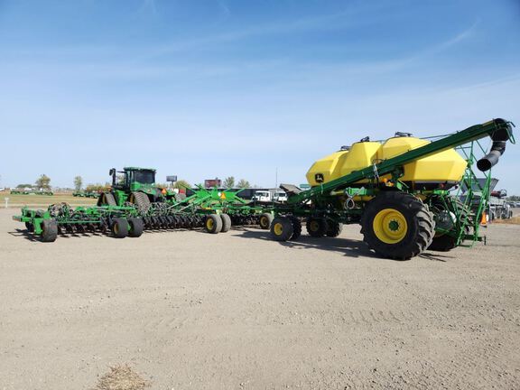 2023 John Deere N560 Air Seeder