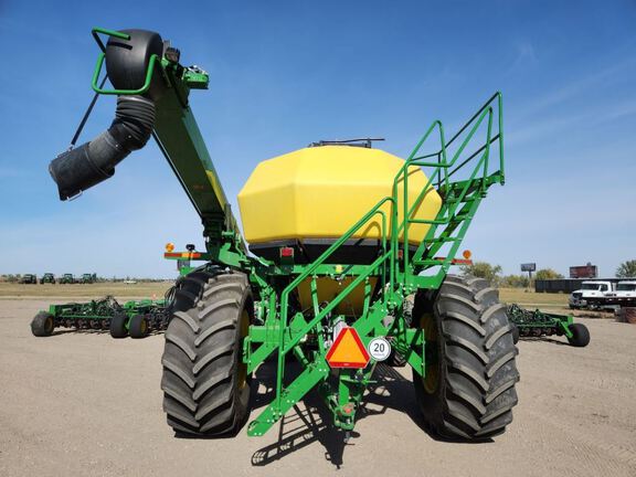 2023 John Deere N560 Air Seeder