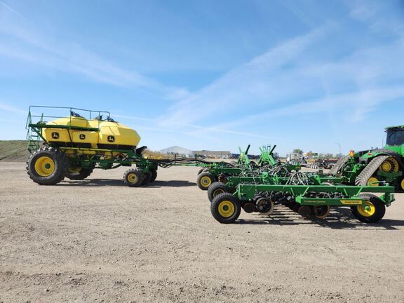 2023 John Deere N560 Air Seeder