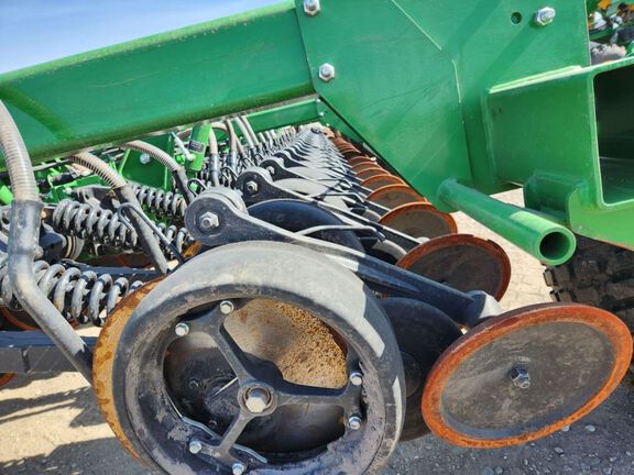 2023 John Deere N560 Air Seeder