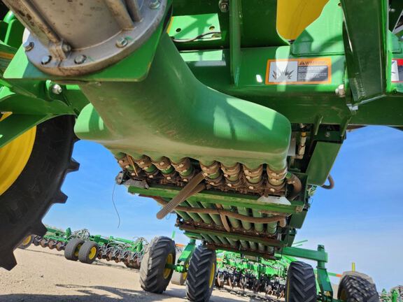 2023 John Deere N560 Air Seeder