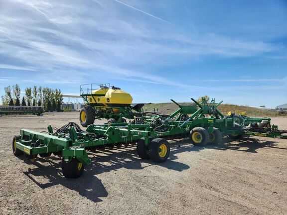 2023 John Deere N560 Air Seeder