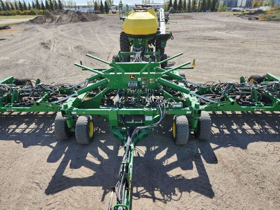 2023 John Deere N560 Air Seeder