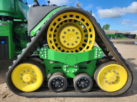 2021 John Deere 9520RX Tractor Rubber Track