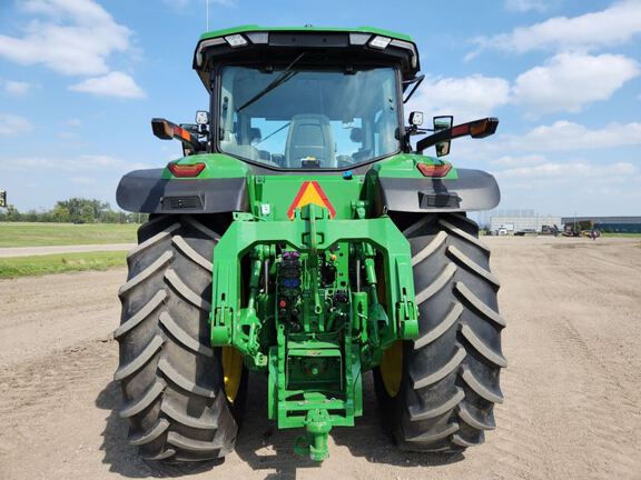 2022 John Deere 8R 340 Tractor