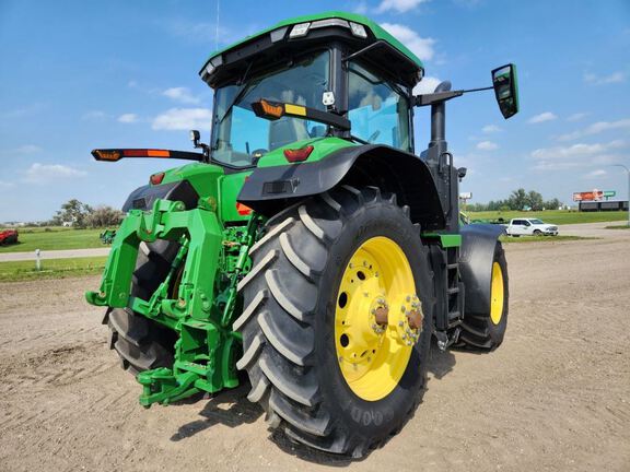 2022 John Deere 8R 340 Tractor