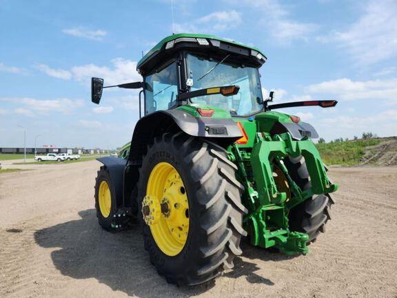 2022 John Deere 8R 340 Tractor