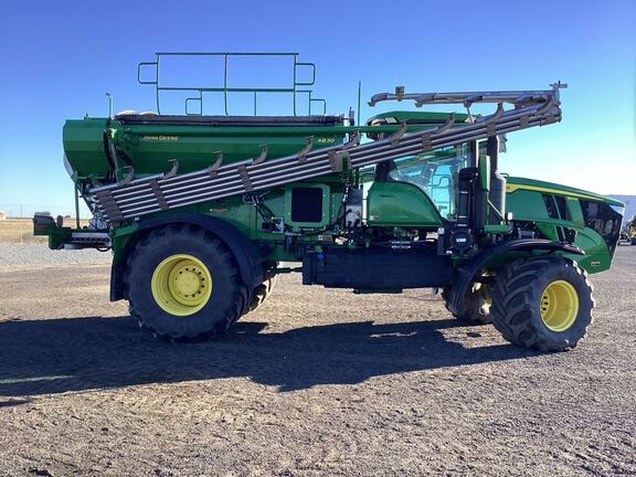 2022 John Deere 800R Applicator