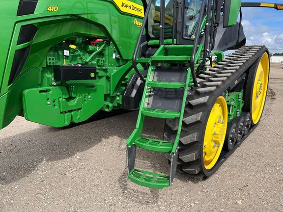 2023 John Deere 8RT 410 Tractor Rubber Track