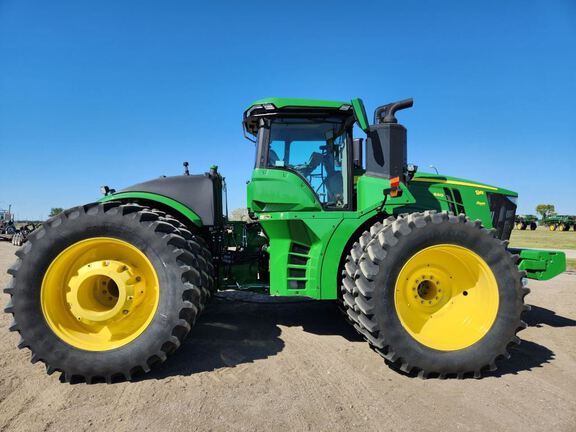 2023 John Deere 9R 640 Tractor 4WD