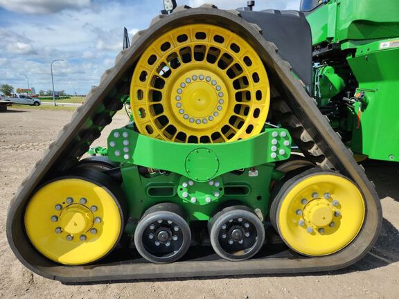 2023 John Deere 9RX 590 Tractor Rubber Track