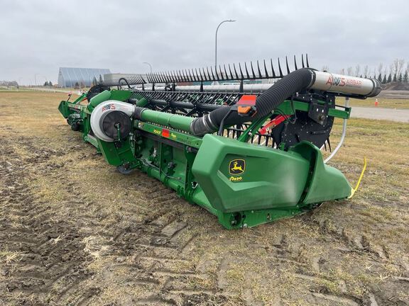 2022 John Deere RD40F Header Combine