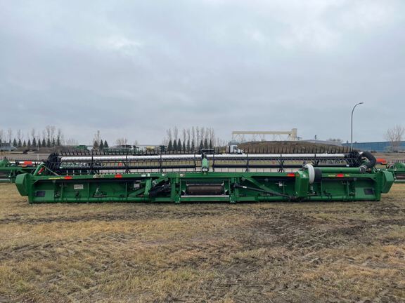 2022 John Deere RD40F Header Combine